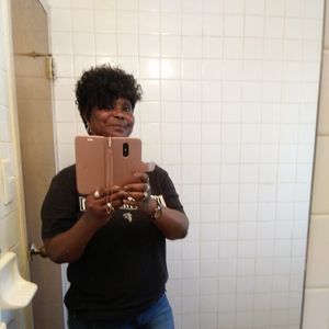 Meet your Posher, Cathy